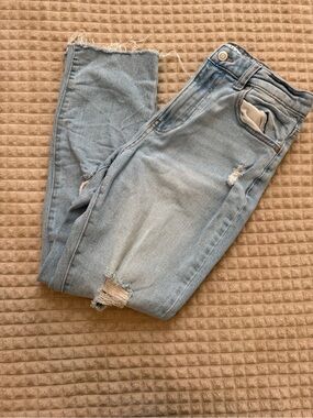 Celebrity pink jeans!